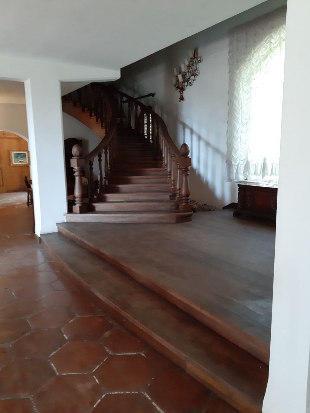 Periferia Sud, 6 Bedrooms Bedrooms, ,3 BathroomsBathrooms,Indipendente,Vendita,1074