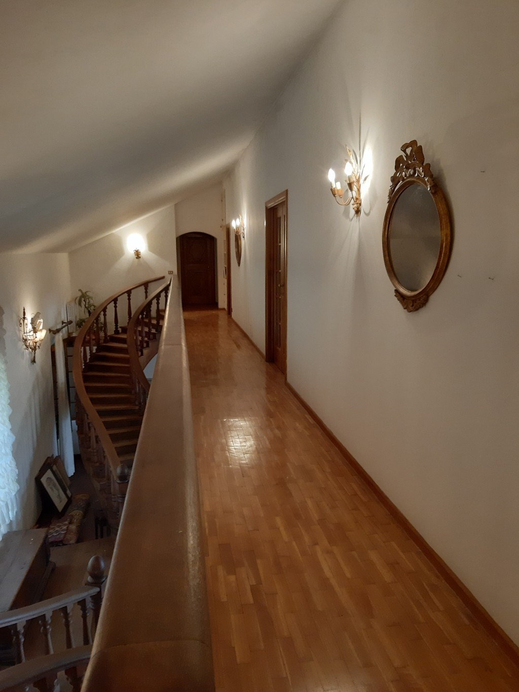 Periferia Sud, 6 Bedrooms Bedrooms, ,3 BathroomsBathrooms,Indipendente,Vendita,1074