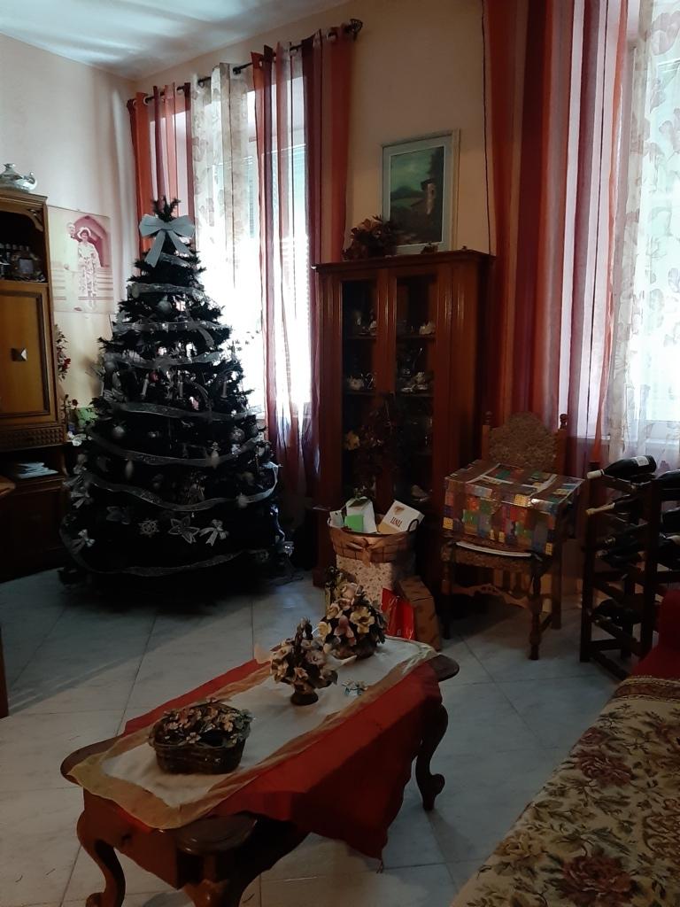 Centro Storico, 3 Bedrooms Bedrooms, ,1 BagnoBathrooms,Appartamento,Vendita,1209