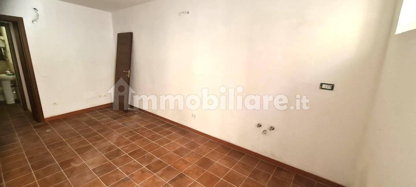 Centro Storico, 3 Bedrooms Bedrooms, ,2 BathroomsBathrooms,Indipendente,Vendita,1350
